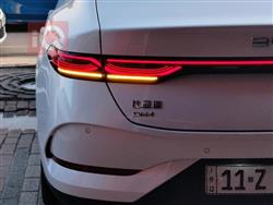 بی وای دی Qin Plus